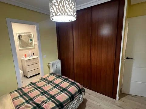 Flat in calle de Andorra, 17 - Photo 4