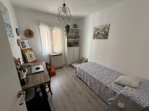 Flat in calle Villastar - Photo 12