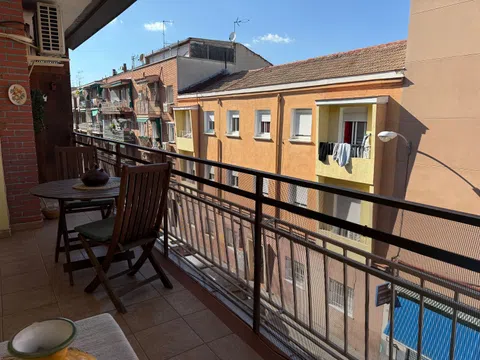 Flat in calle Villastar - Photo 3
