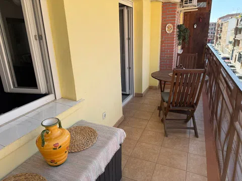 Flat in calle Villastar - Photo 4