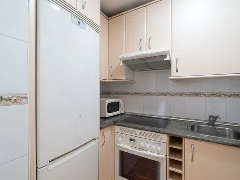 Flat in calle de Carranza - Photo 11