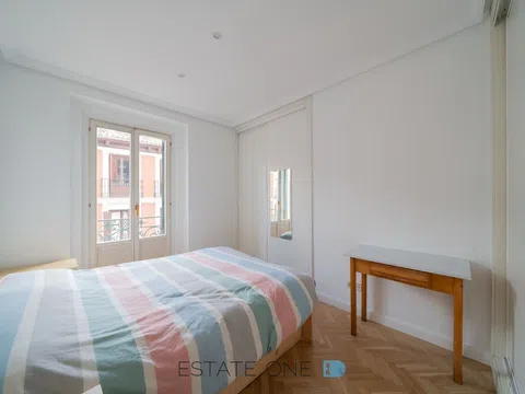 Flat in calle de Carranza - Photo 15