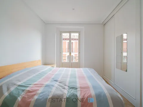 Flat in calle de Carranza - Photo 16