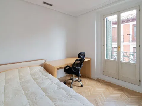 Flat in calle de Carranza - Photo 20
