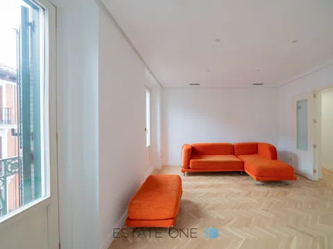 Flat in calle de Carranza - Photo 5