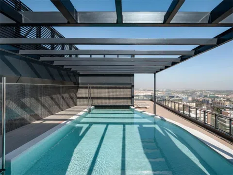 Flat in avenida de Manoteras - Photo 19