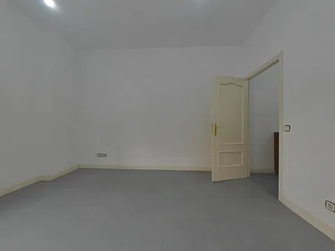 Flat in calle de San Germán - Photo 18