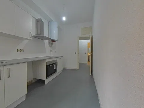 Flat in calle de San Germán - Photo 8
