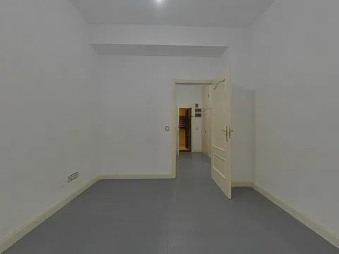 Flat in calle de San Germán - Photo 9
