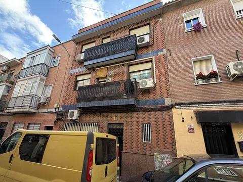 Flat in calle de Pascual Rodríguez - Photo 3