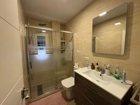 Flat in calle de San Mario - Photo 14