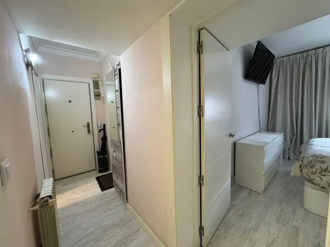 Flat in calle de San Mario - Photo 10