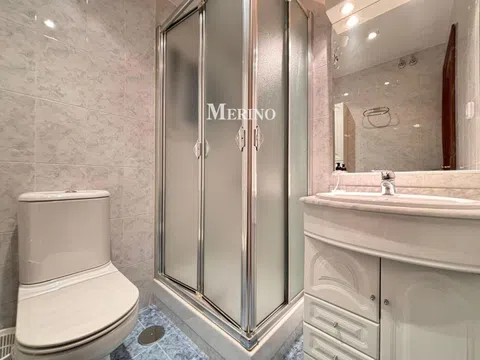 Flat in calle de Francos Rodríguez - Photo 17