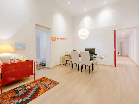 Flat in calle del Pez - Photo 18