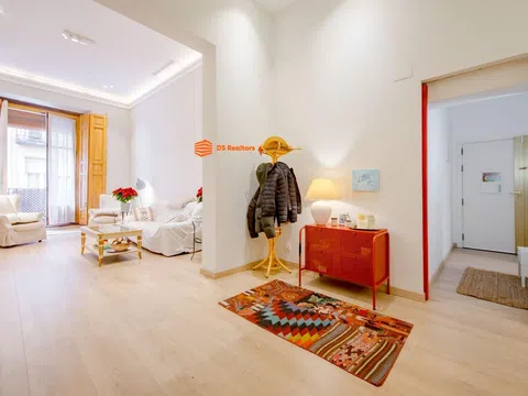 Flat in calle del Pez - Photo 20