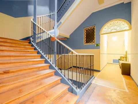 Flat in calle del Pez - Photo 3