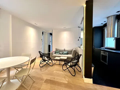 Flat in CL Nicasio Gallego - Photo 8