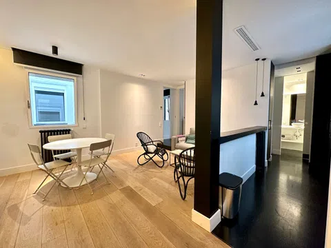 Flat in CL Nicasio Gallego - Photo 9