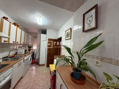 Flat in calle de los Sagrados Corazones - Photo 9