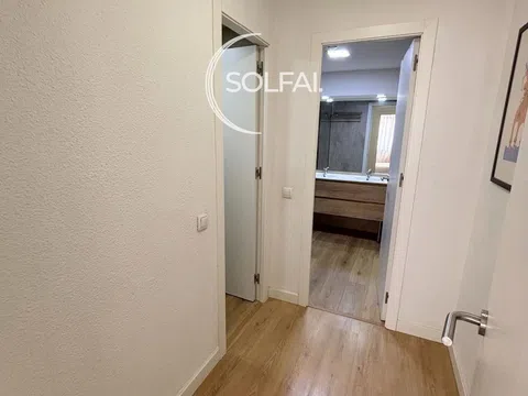 Flat in calle de Villanueva - Photo 16