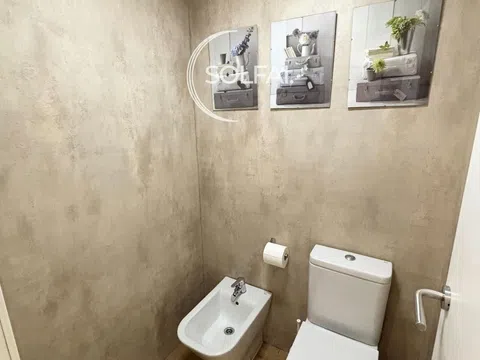 Flat in calle de Villanueva - Photo 17