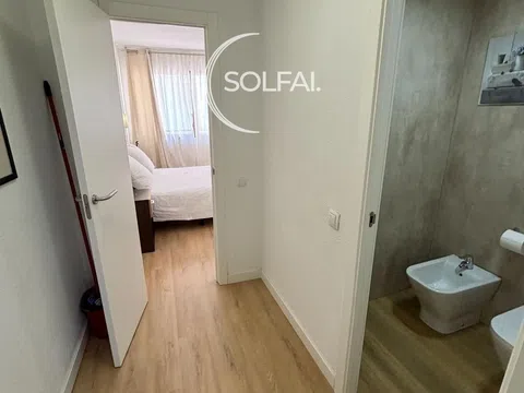 Flat in calle de Villanueva - Photo 18