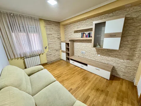 Flat in calle de Dolores Barranco - Photo 1