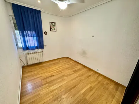 Flat in calle de Dolores Barranco - Photo 11