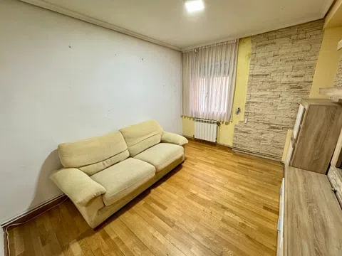 Flat in calle de Dolores Barranco - Photo 3