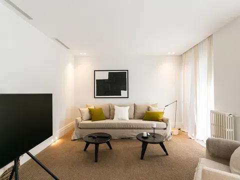 Flat in calle de Ayala - Photo 15