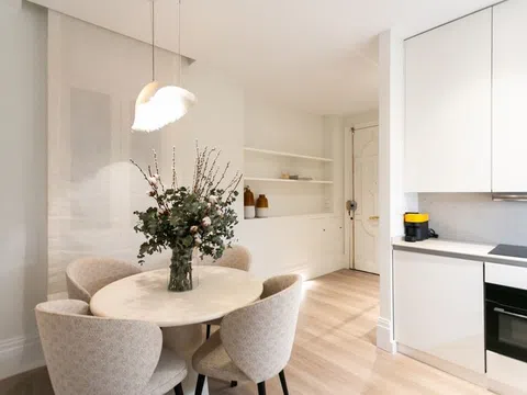 Flat in calle de Ayala - Photo 4