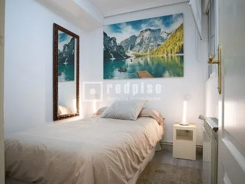 Flat in calle de San Hermenegildo - Photo 8