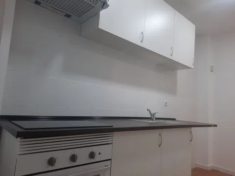 Flat in calle de Martinez Oviol - Photo 11