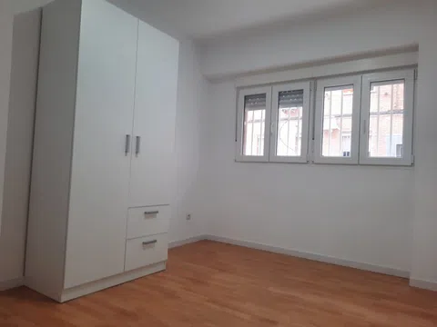 Flat in calle de Martinez Oviol - Photo 17