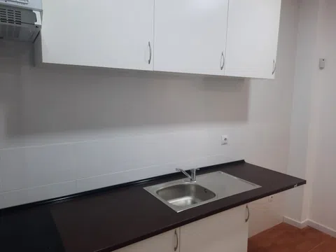 Flat in calle de Martinez Oviol - Photo 9
