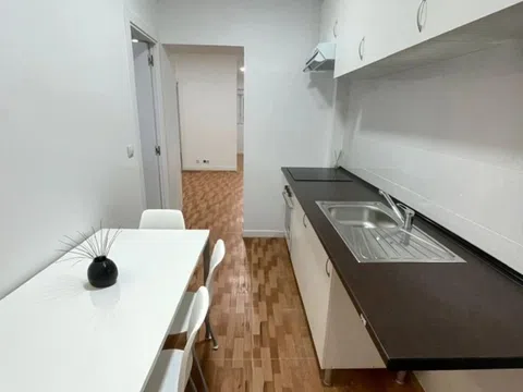 Flat in calle de Martinez Oviol - Photo 10