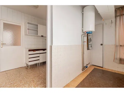 Flat in calle de Cadalso de los Vidrios - Photo 18