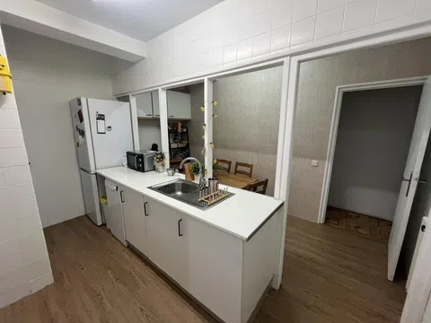 Flat in calle de Guzmán el Bueno - Photo 8