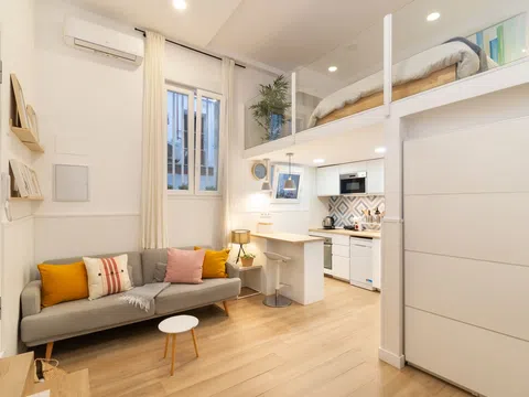 Flat in calle del Mesón de Paredes - Photo 1