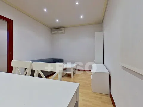Flat in calle de Castelló - Photo 5