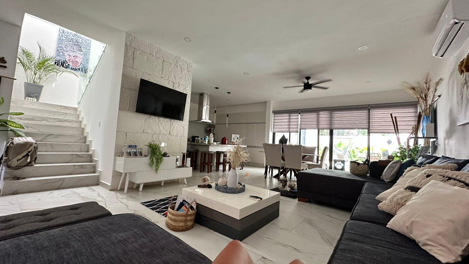 House for Sale 4 Bedrooms in Bosques de Bambu Playa del Carmen - Photo 3