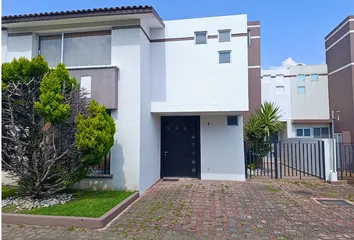 Casa en San Salvador Tizatlalli, Metepec, Estado De México, 52172, México - Photo 2