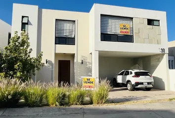 Casa en Boulevard Sierra Nogal, Jardines De Santa Fe, León, Guanajuato, 37296, México