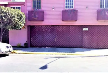 Casa en The English Corner, Avenida Tatanacho 235, Jardines Del Estadio, San Luis Potosí, 78280, Mex