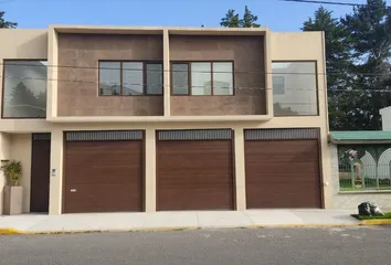 Casa en San Carlos, Metepec