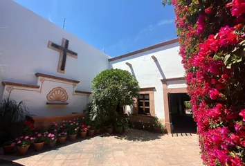 Casa en Calle Benito Juárez, Centro, Santiago De Querétaro, Querétaro, 76000, Mex