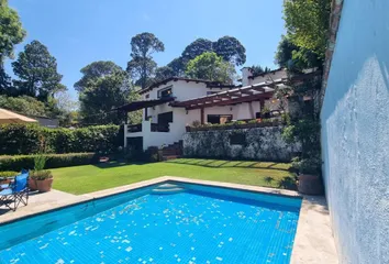 Casa en Santa María Ahuacatlan, Valle De Bravo