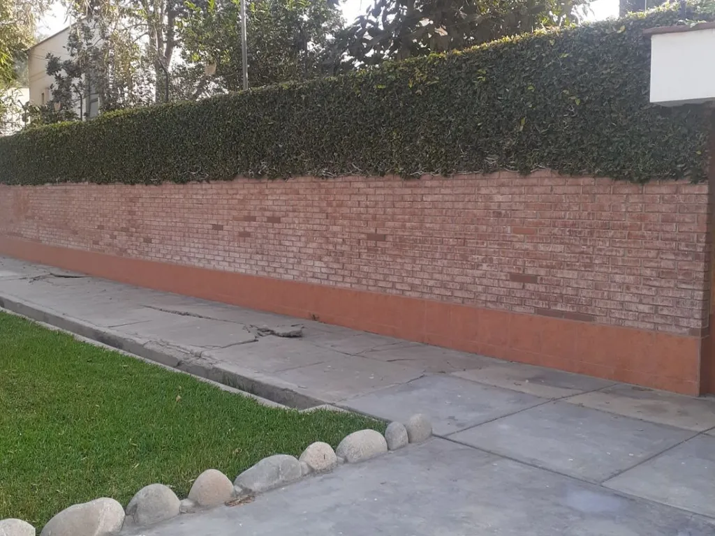 Casa en Venta en Chaclacayo - Photo 2