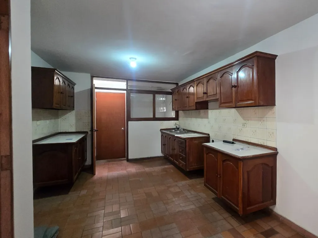 Casa en Venta en Santiago de Surco - Photo 16