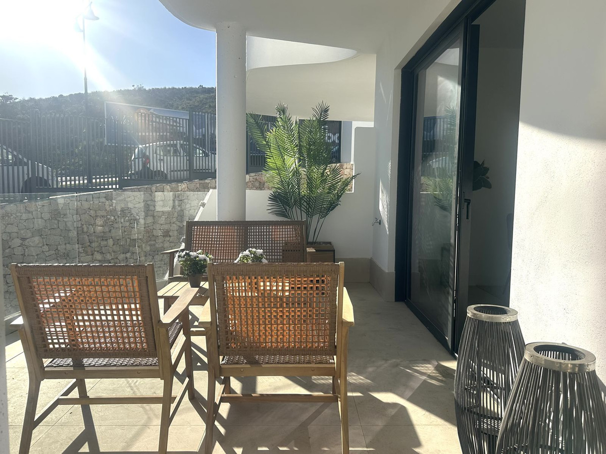 Condo for sale in Fuengirola, Spain - Photo 5